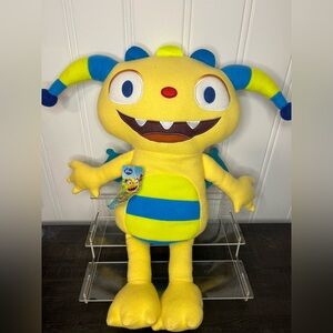 Disney Jr HENRY HUGGLEMONSTER Plush Stuffed Yellow Monster Blue Wings 16” approx